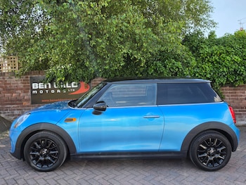 Used MINI Hatch 2017 for sale - 79055703: Photo