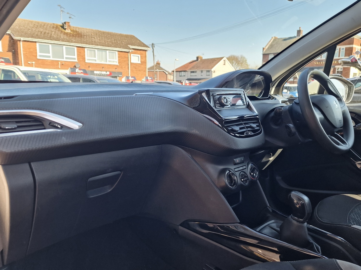 Used Peugeot 2008 2016 for sale - 77950977: Photo 15