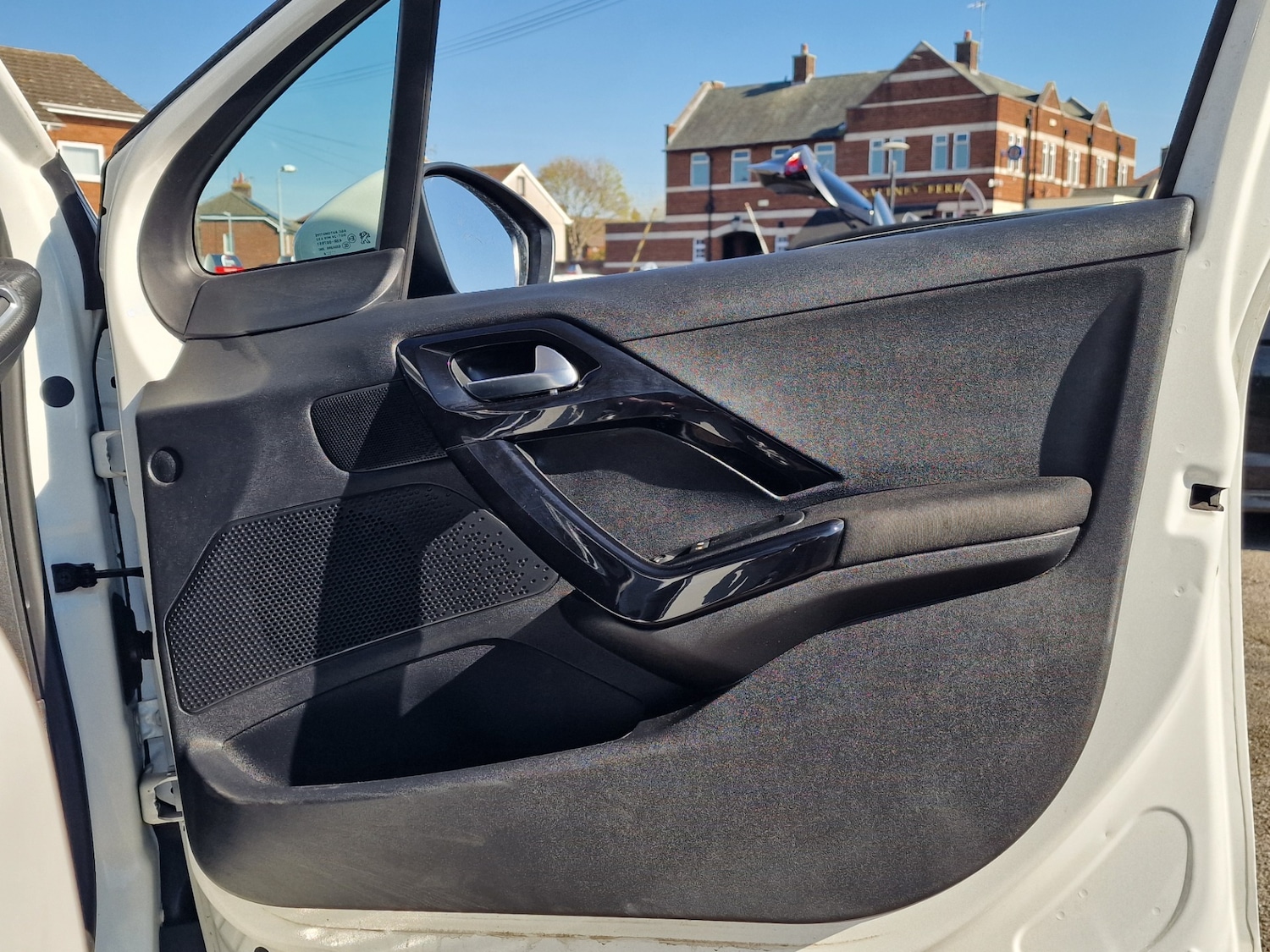 Used Peugeot 2008 2016 for sale - 77950977: Photo 27