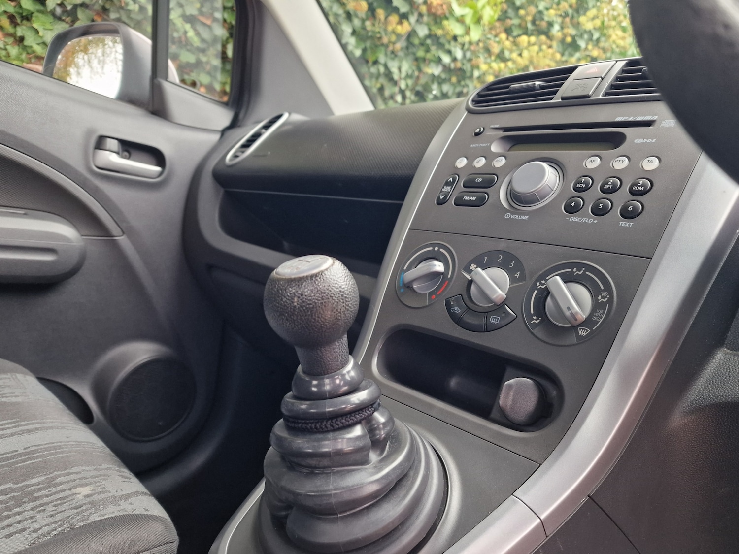 Used Vauxhall Agila 2013 for sale - 76263676: Photo 12