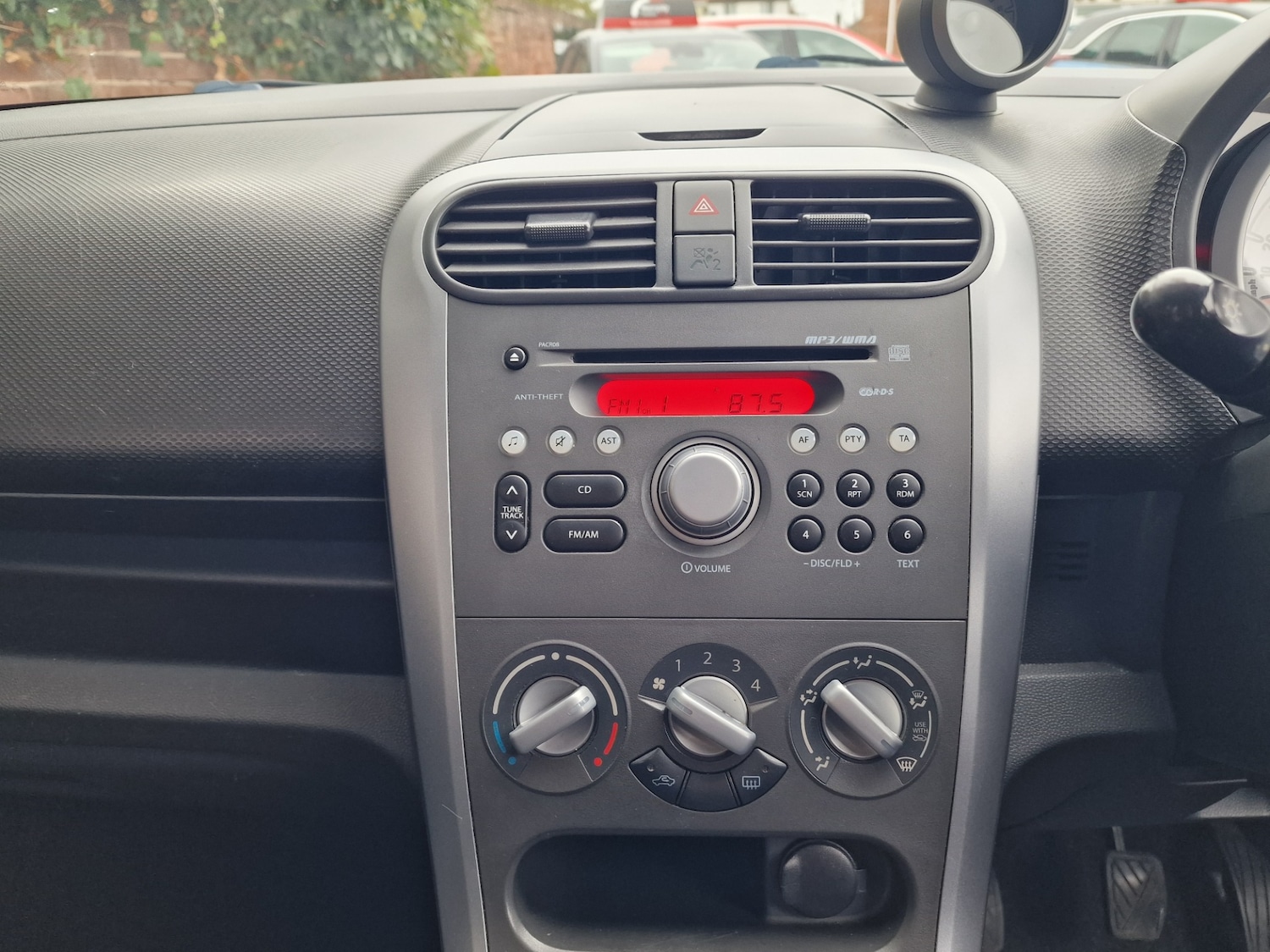 Used Vauxhall Agila 2013 for sale - 76263676: Photo 19