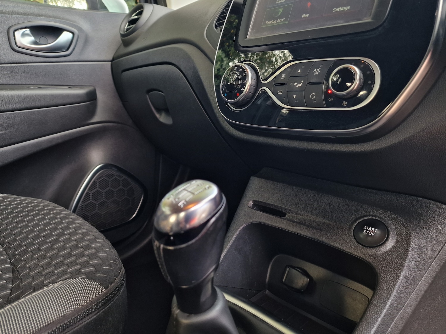 Used Renault Captur 2018 for sale - 76353683: Photo 12
