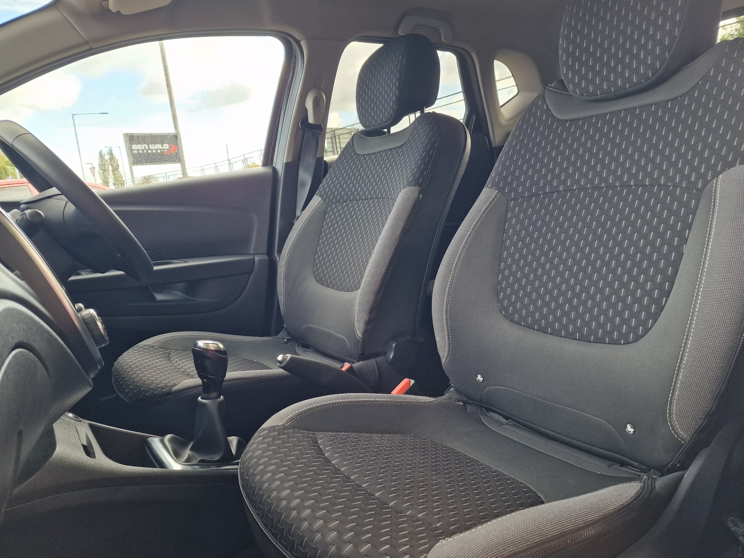 Used Renault Captur 2018 for sale - 76353683: Photo 15