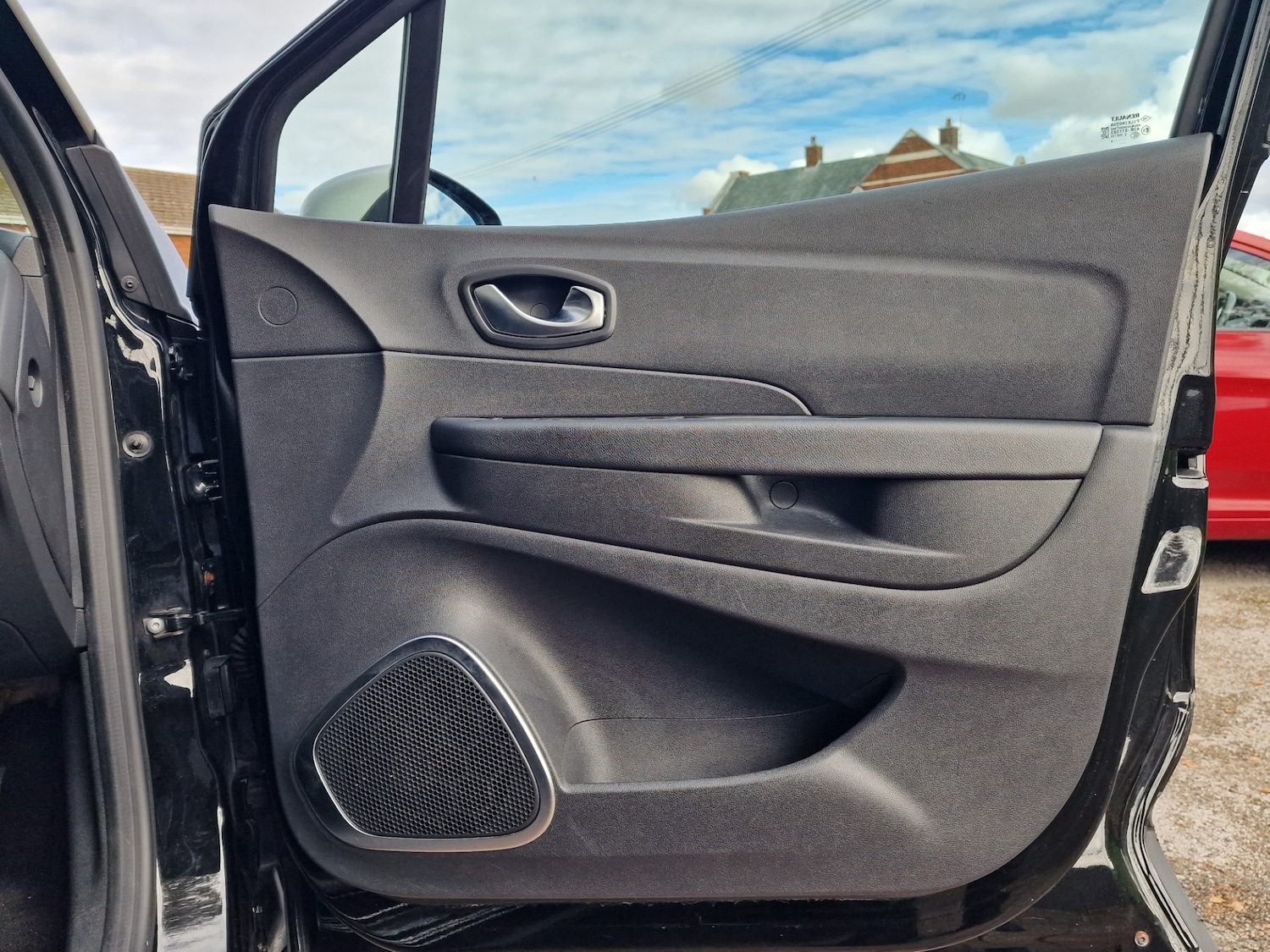 Used Renault Captur 2018 for sale - 76353683: Photo 32