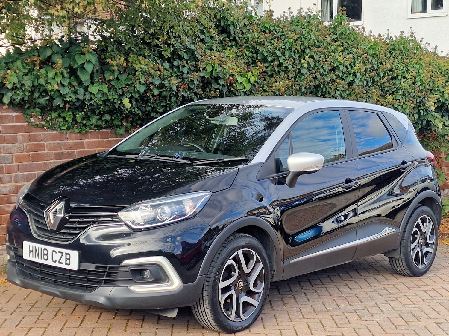 Used Renault Captur 2018 for sale - 76353683: Photo 5