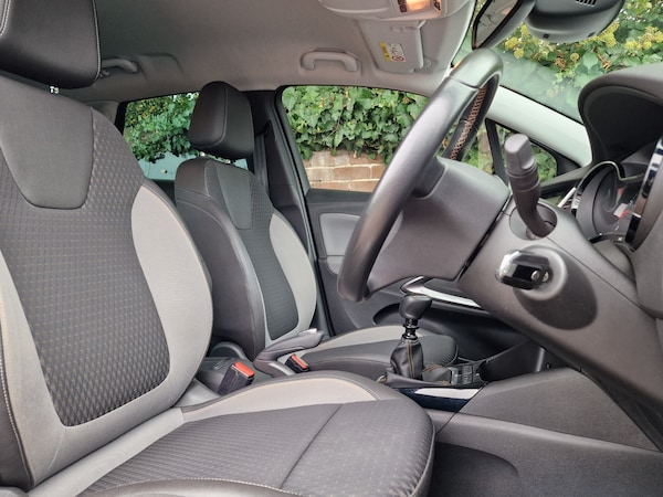 Used Vauxhall Crossland X 2017 for sale - 76264172: Photo 10