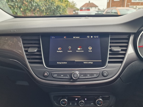 Used Vauxhall Crossland X 2017 for sale - 76264172: Photo 26