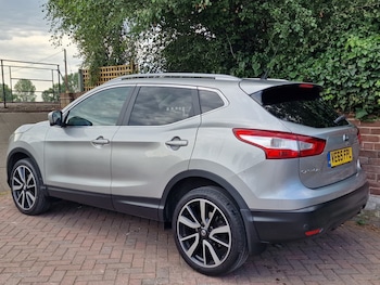 Used Nissan Qashqai 2015 for sale - 75569431: Photo