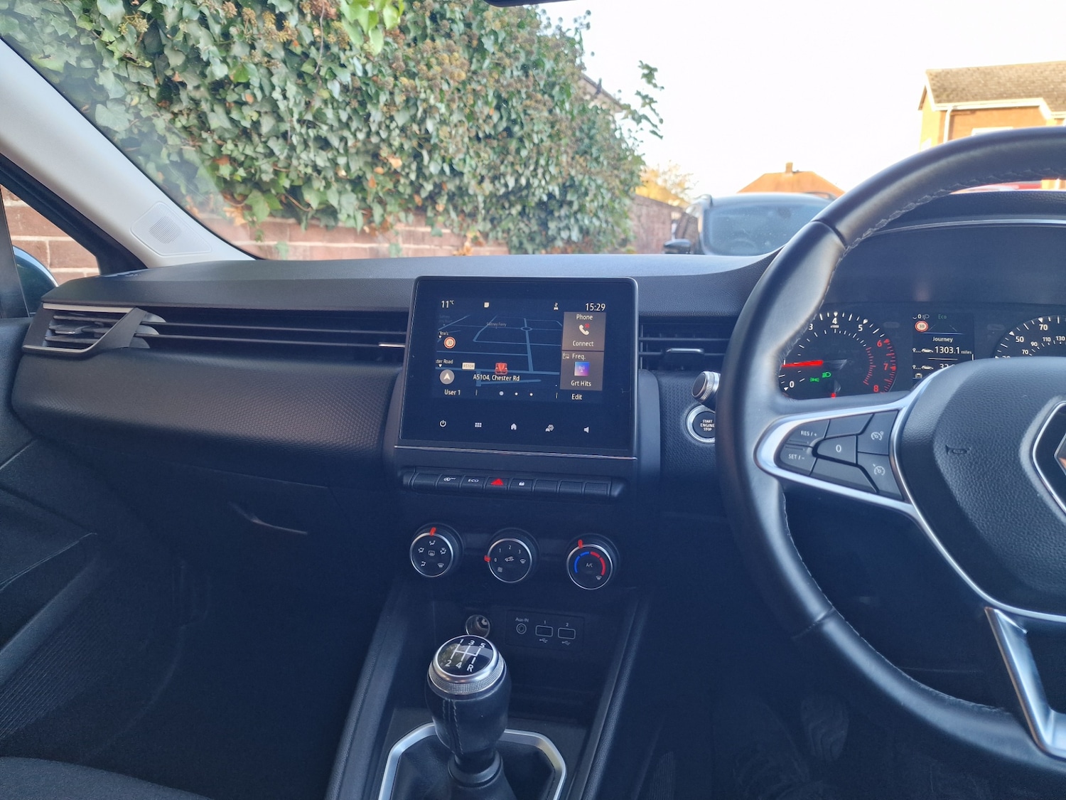 Used Renault Clio 2020 for sale - 76422124: Photo 19