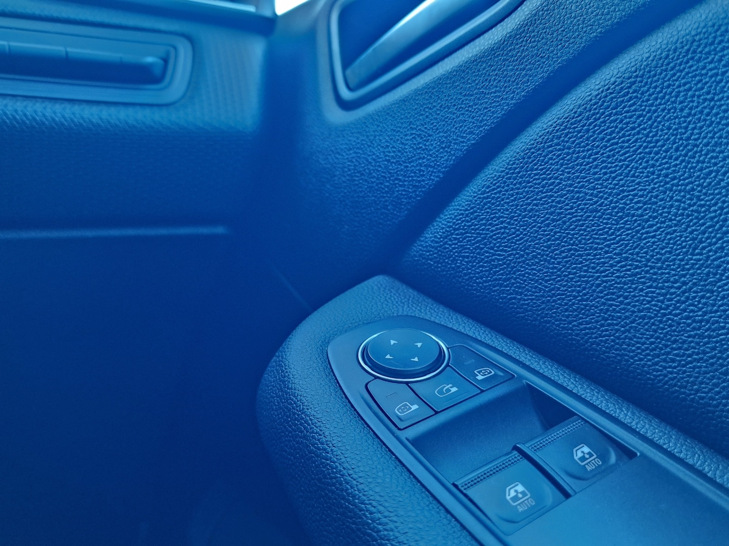 Used Renault Clio 2020 for sale - 76422124: Photo 25