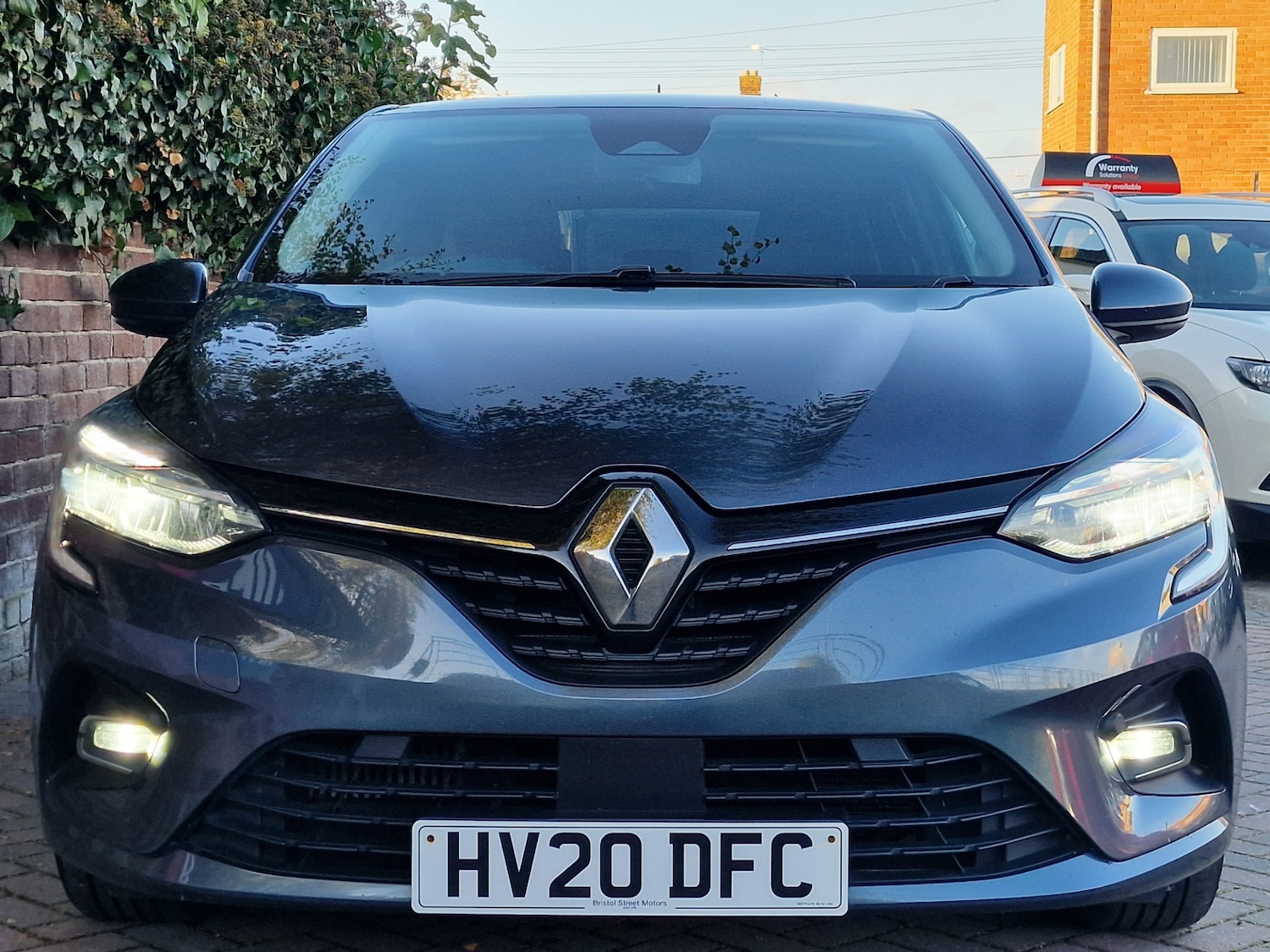 Used Renault Clio 2020 for sale - 76422124: Photo 6