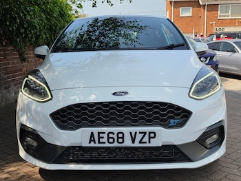 Used Ford Fiesta 2018 for sale - 79177046: Photo