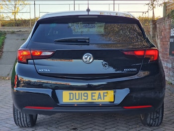 Used Vauxhall Astra 2019 for sale - 76616100: Photo