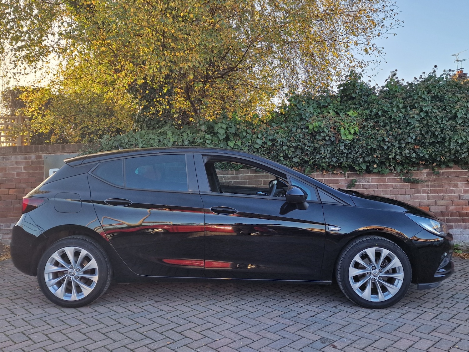 Used Vauxhall Astra 2019 for sale - 76616100: Photo 8
