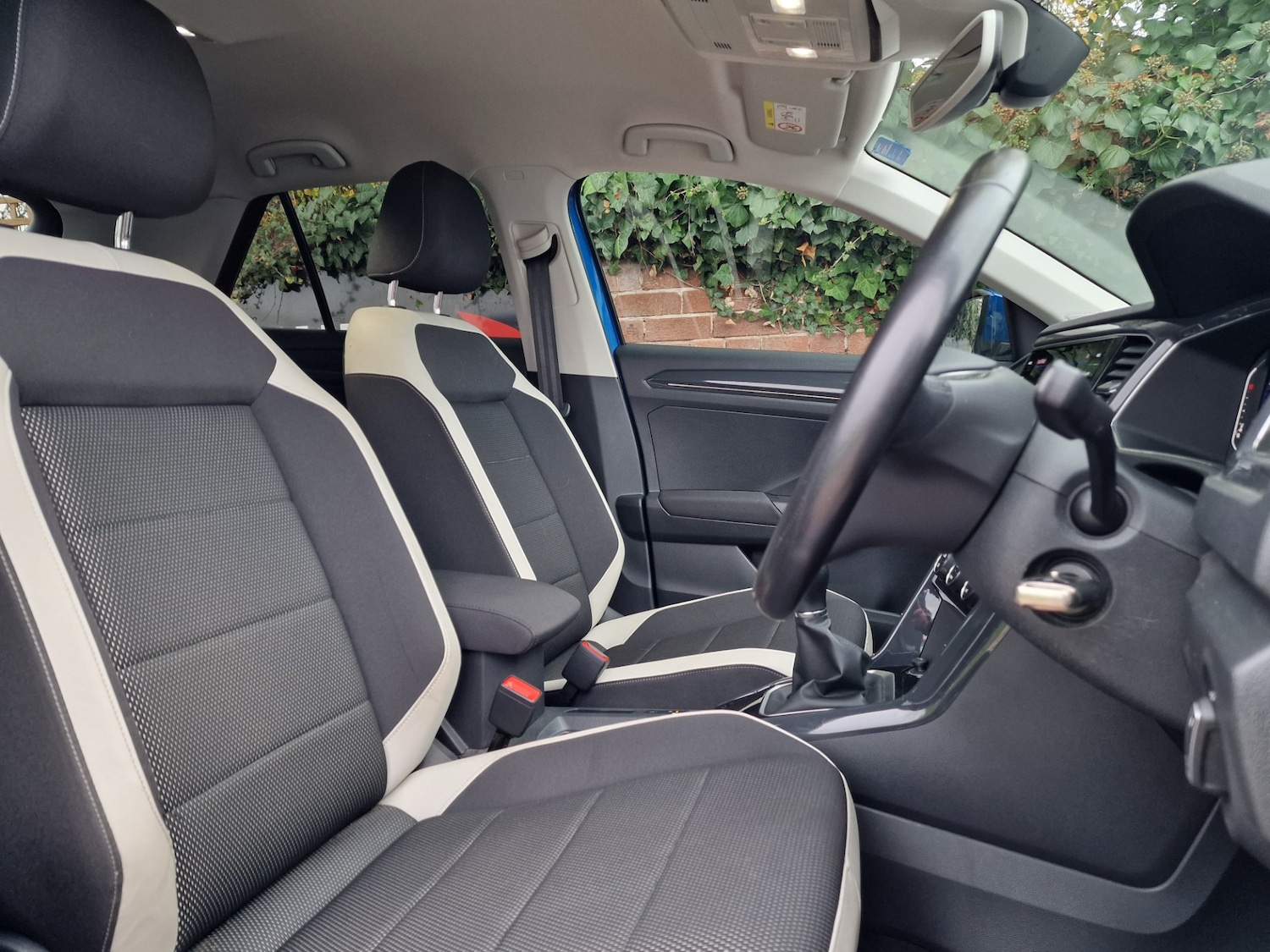 Used Volkswagen T-Roc 2019 for sale - 76604331: Photo 10