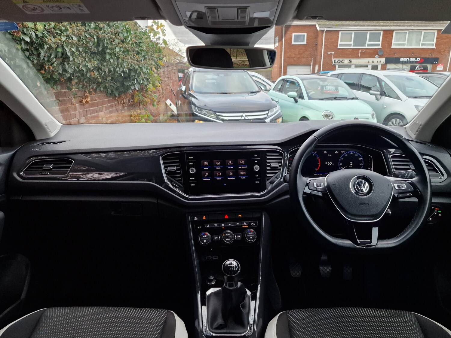 Used Volkswagen T-Roc 2019 for sale - 76604331: Photo 17