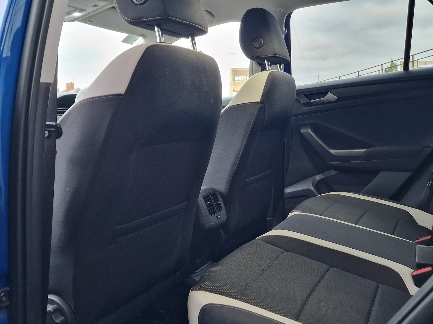 Used Volkswagen T-Roc 2019 for sale - 76604331: Photo 28