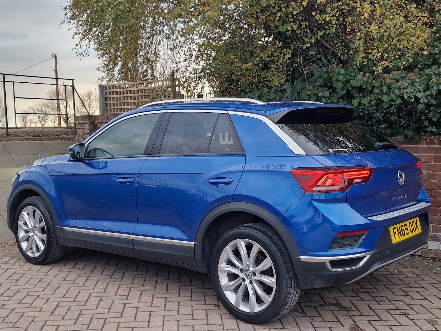 Used Volkswagen T-Roc 2019 for sale - 76604331: Photo 3
