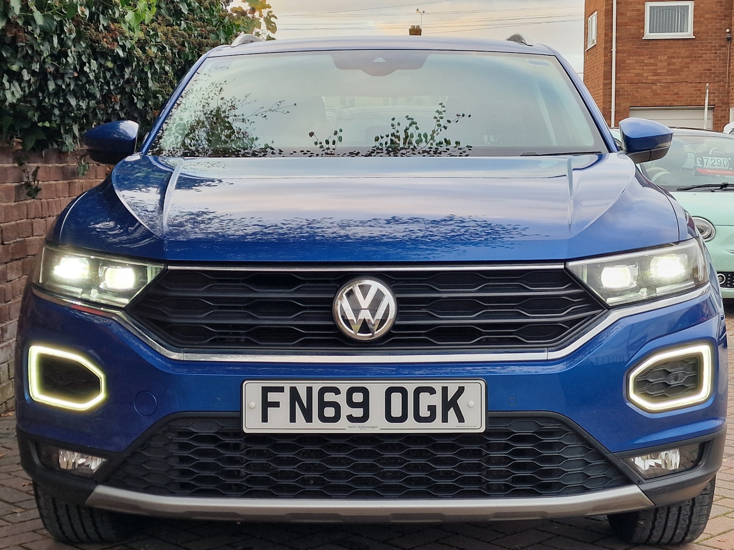 Used Volkswagen T-Roc 2019 for sale - 76604331: Photo 6