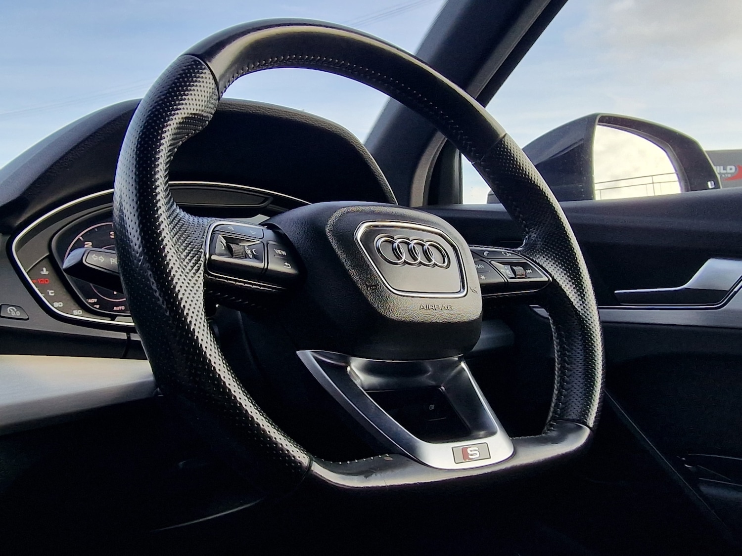 Used Audi Q5 2017 for sale - 77630024: Photo 34