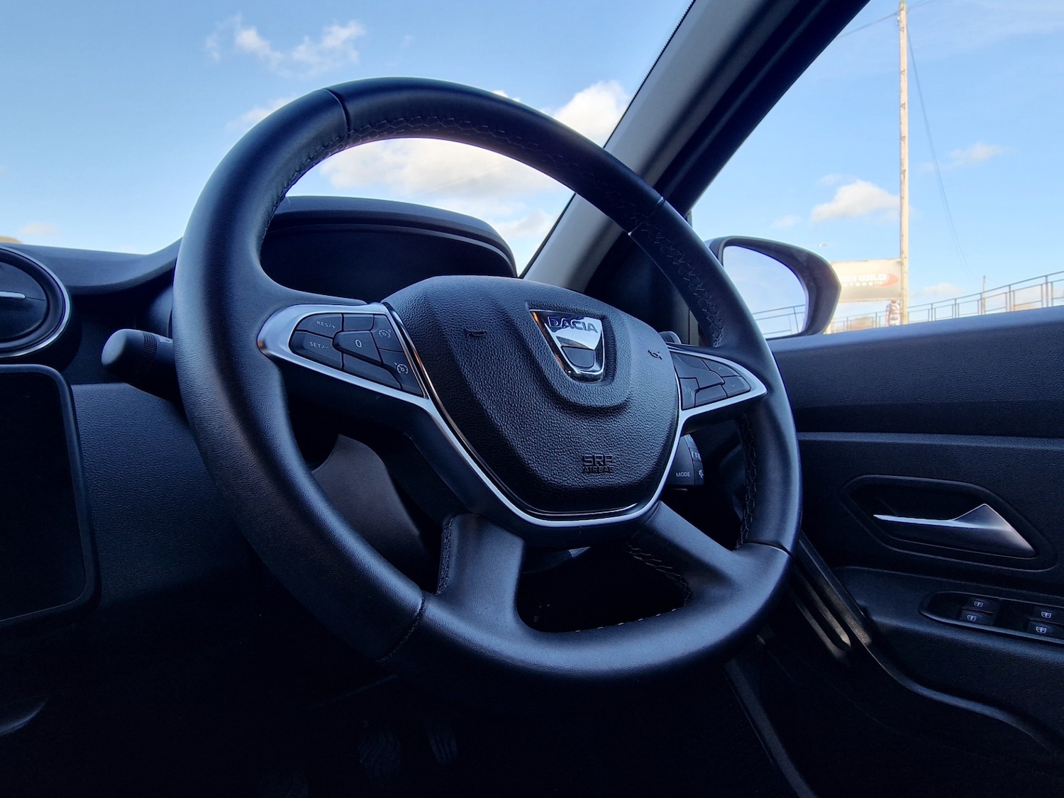 Used Dacia Duster 2022 for sale - 77880365: Photo 30