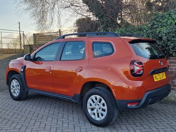 Used Dacia Duster 2022 for sale - 77880365: Photo