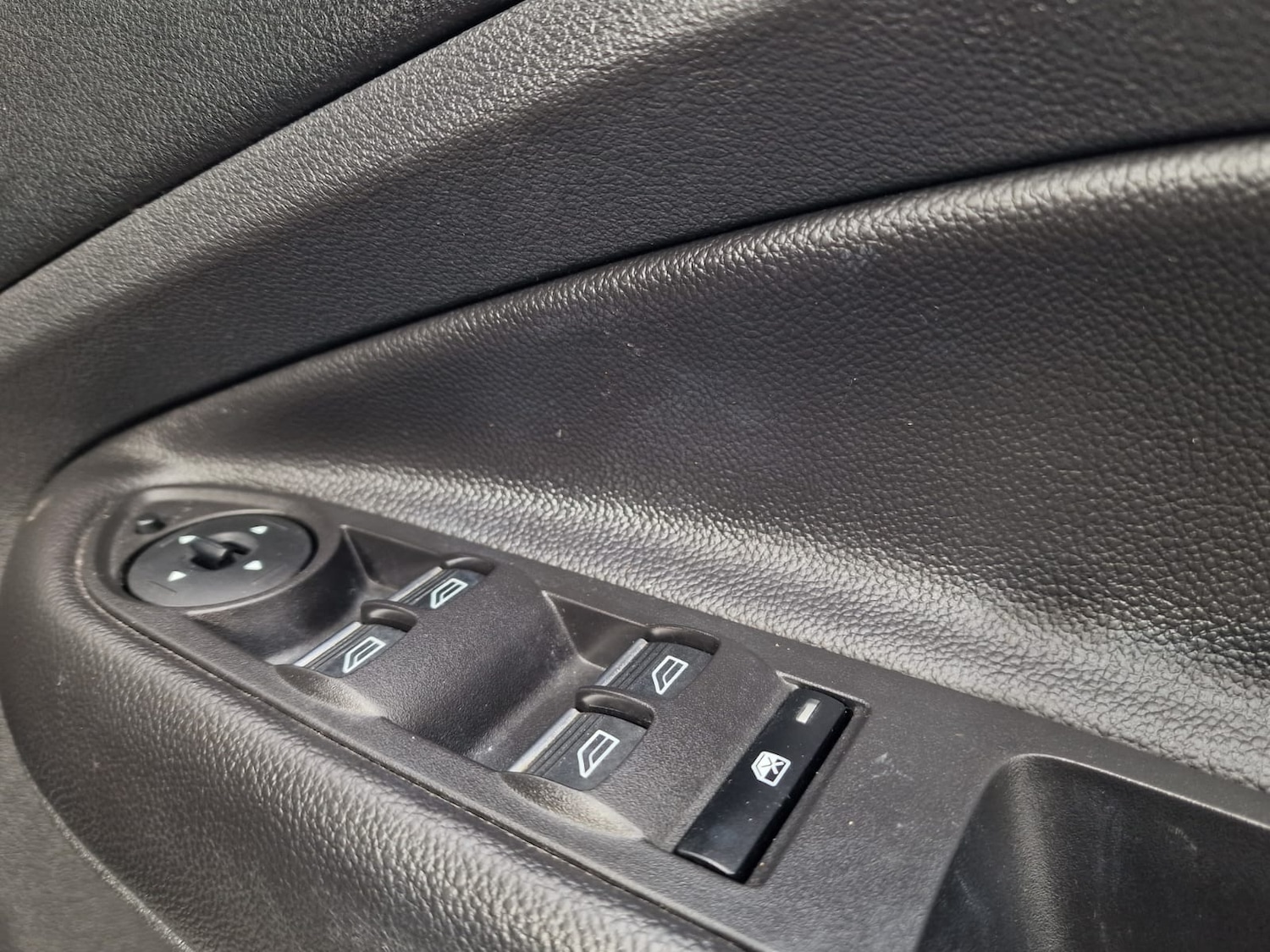 Used Ford Kuga 2018 for sale - 77878600: Photo 16