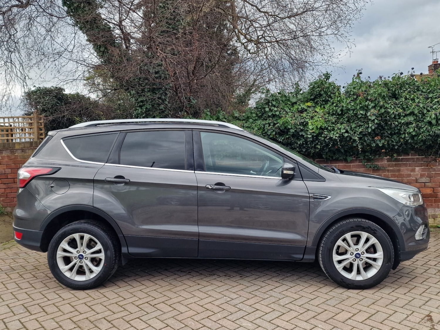 Used Ford Kuga 2018 for sale - 77878600: Photo 2