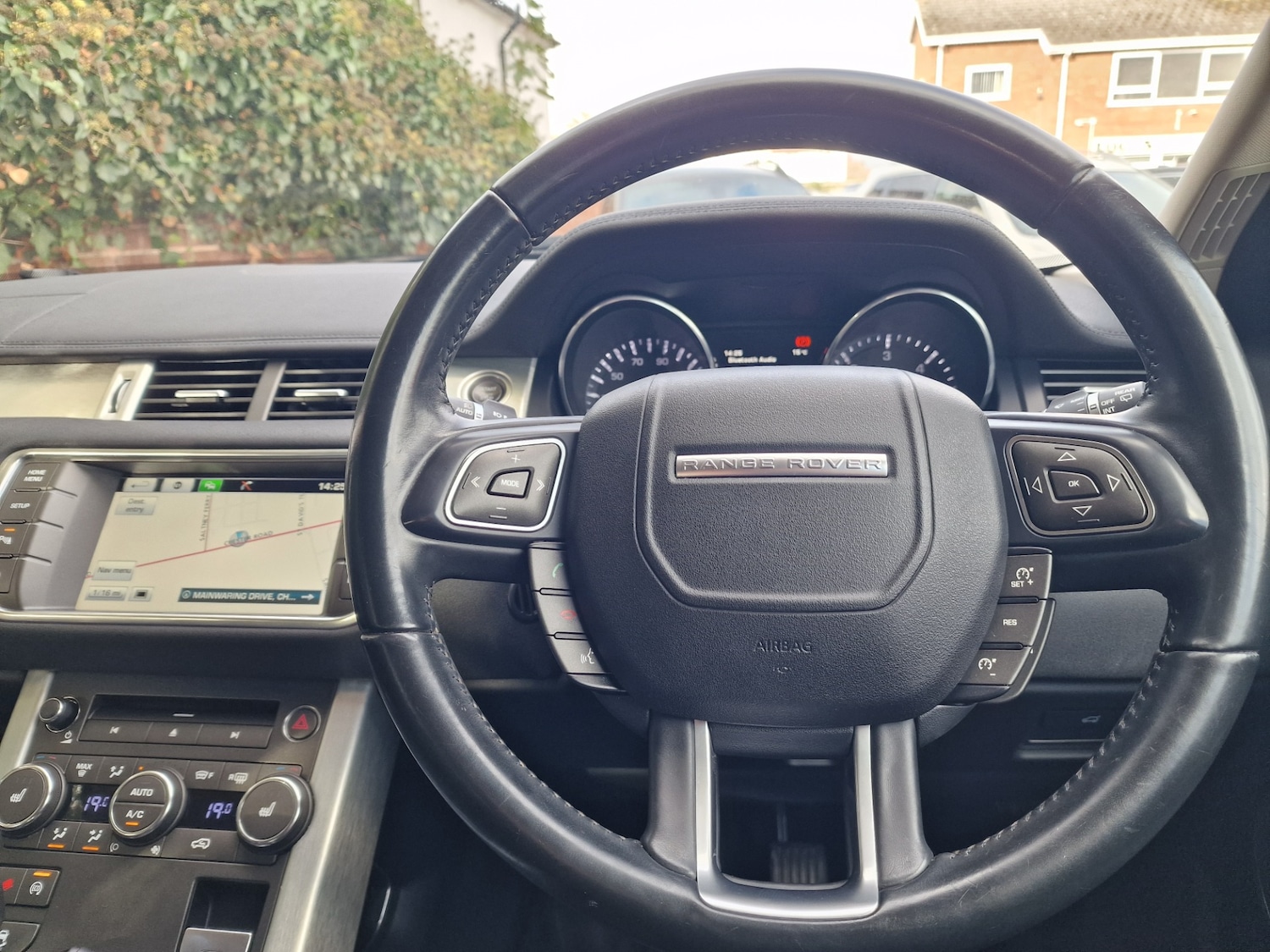 Used Land Rover Range Rover Evoque 2015 for sale - 76392077: Photo 22