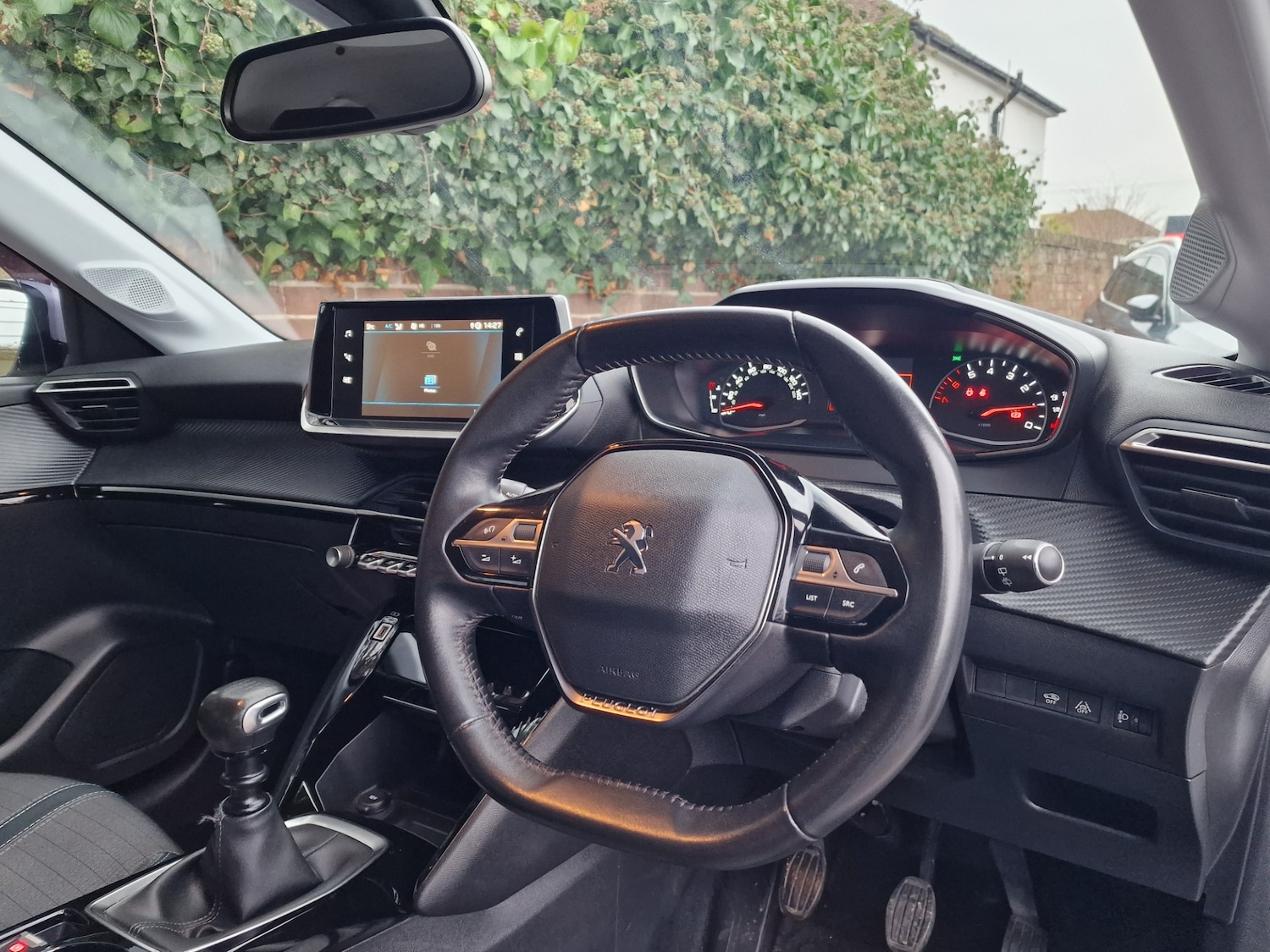 Used Peugeot 208 2020 for sale - 77034018: Photo 10