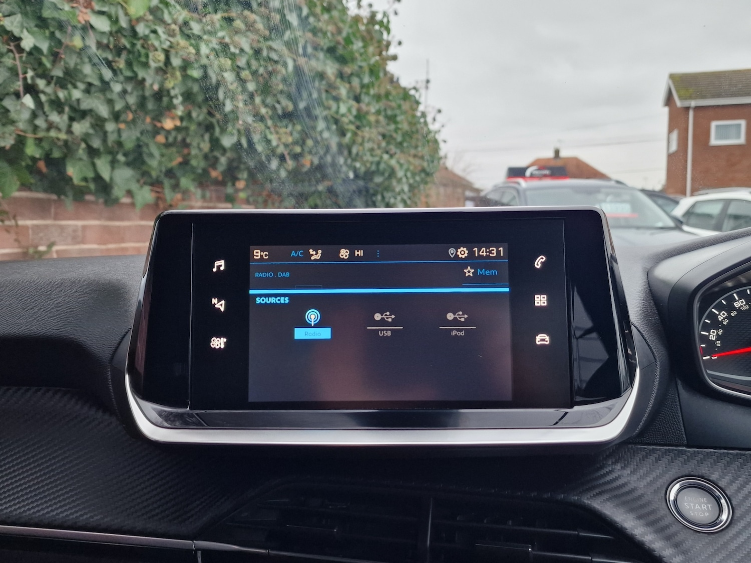 Used Peugeot 208 2020 for sale - 77034018: Photo 24