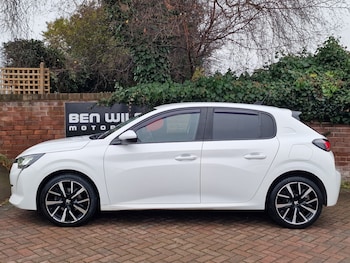 Used Peugeot 208 2020 for sale - 77034018: Photo