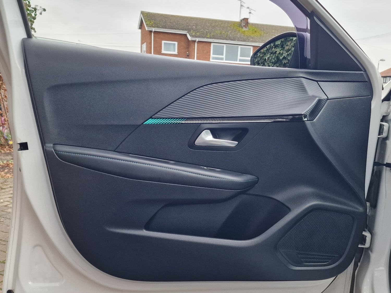 Used Peugeot 208 2020 for sale - 77034018: Photo 31