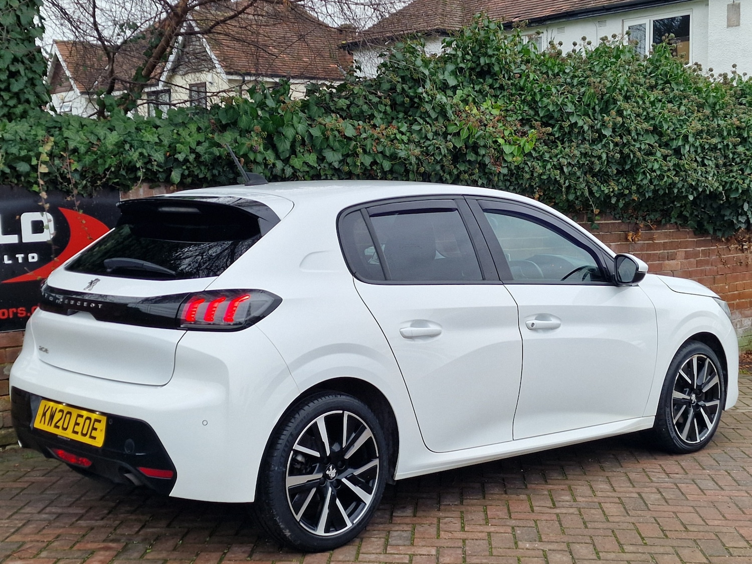 Used Peugeot 208 2020 for sale - 77034018: Photo 7