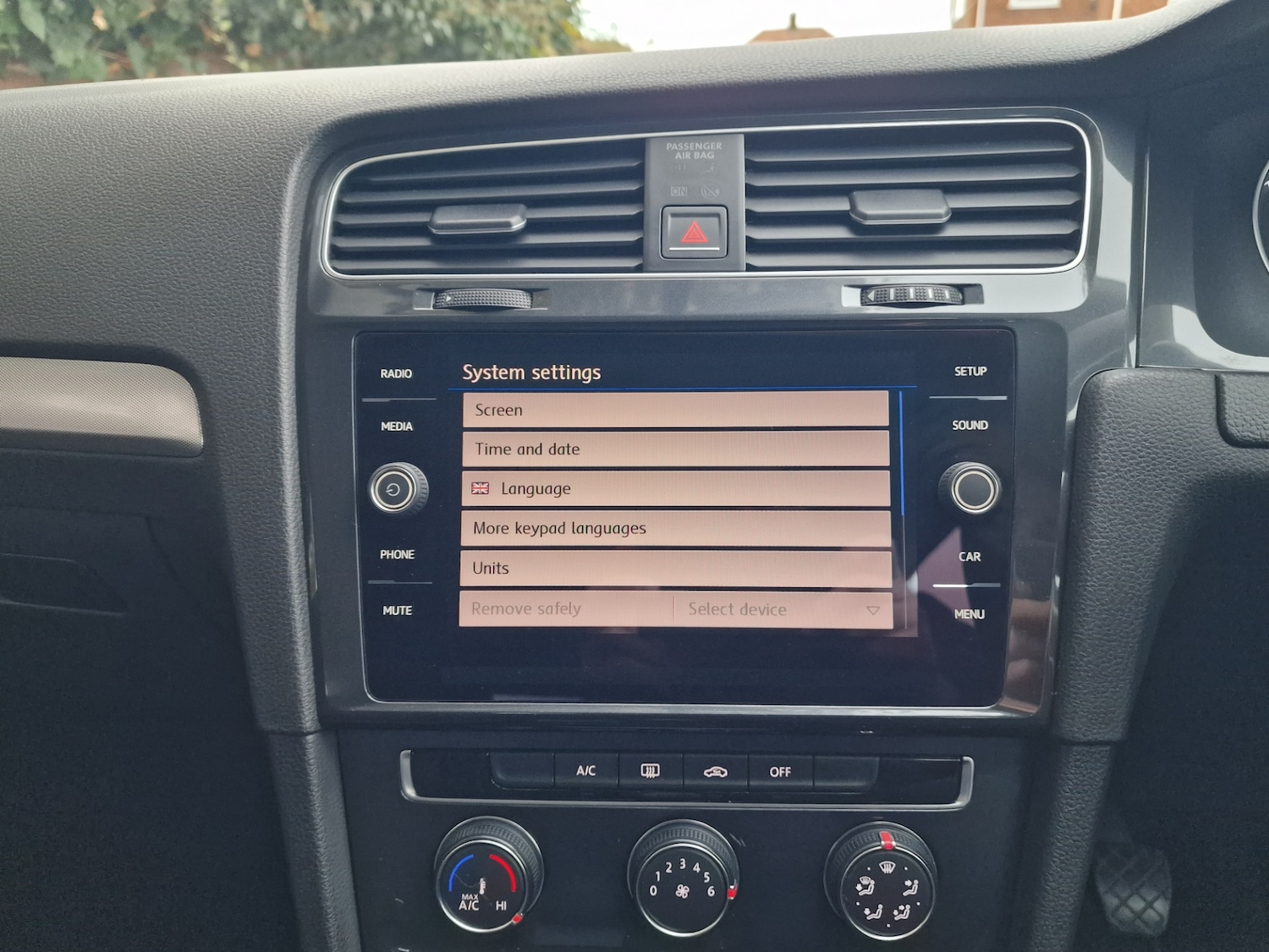 Used Volkswagen Golf 2017 for sale - 76603853: Photo 25