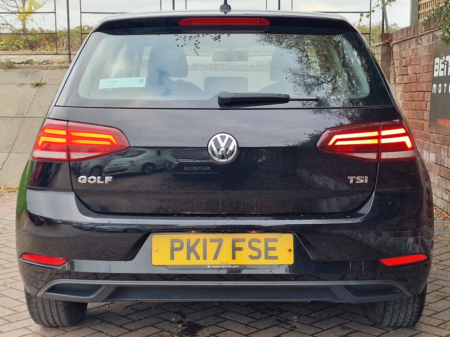 Used Volkswagen Golf 2017 for sale - 76603853: Photo 4