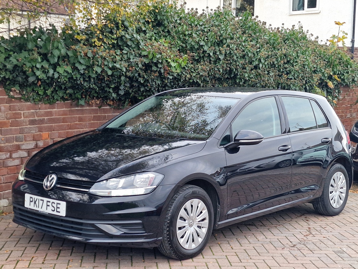 Used Volkswagen Golf 2017 for sale - 76603853: Photo 5