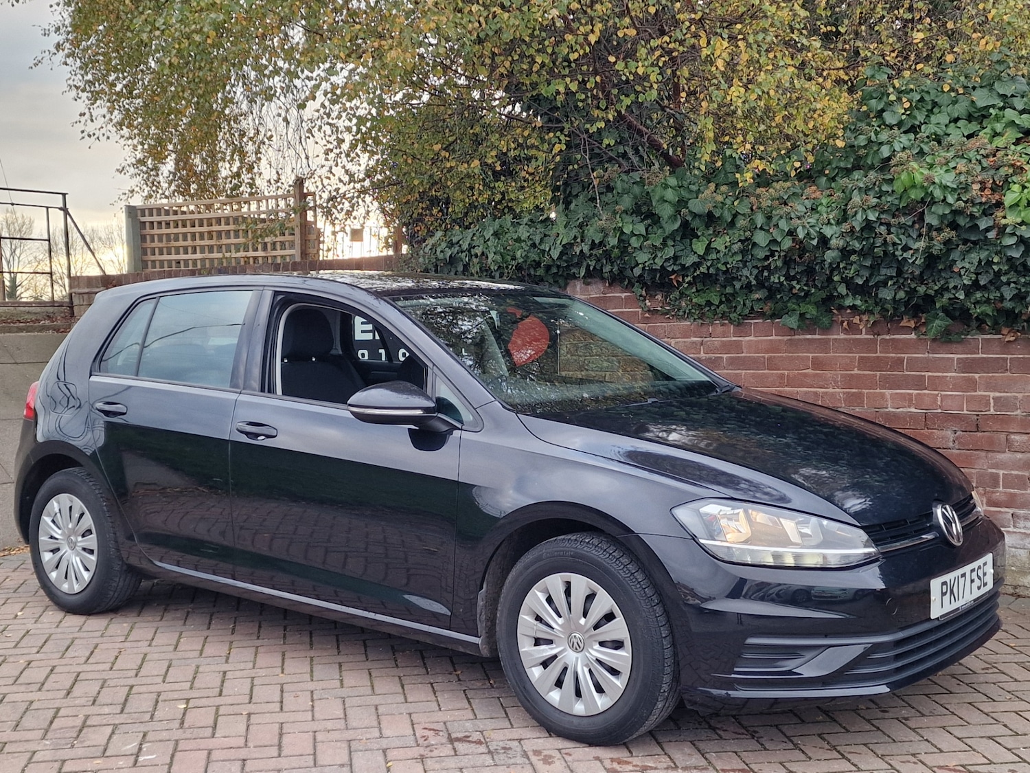 Used Volkswagen Golf 2017 for sale - 76603853: Photo 9