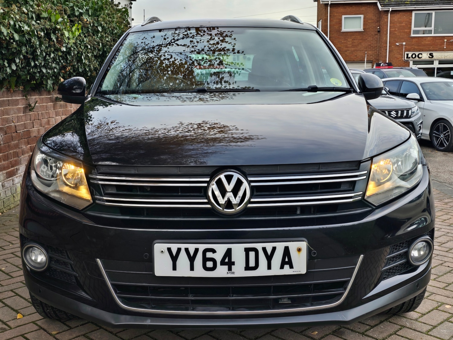 Used Volkswagen Tiguan 2014 for sale - 76859901: Photo 2