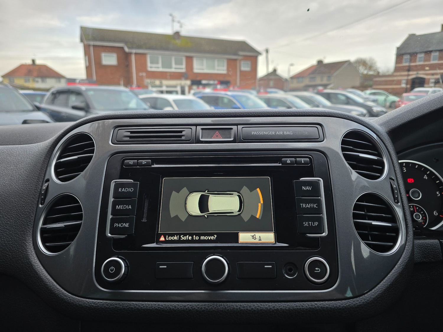 Used Volkswagen Tiguan 2014 for sale - 76859901: Photo 24