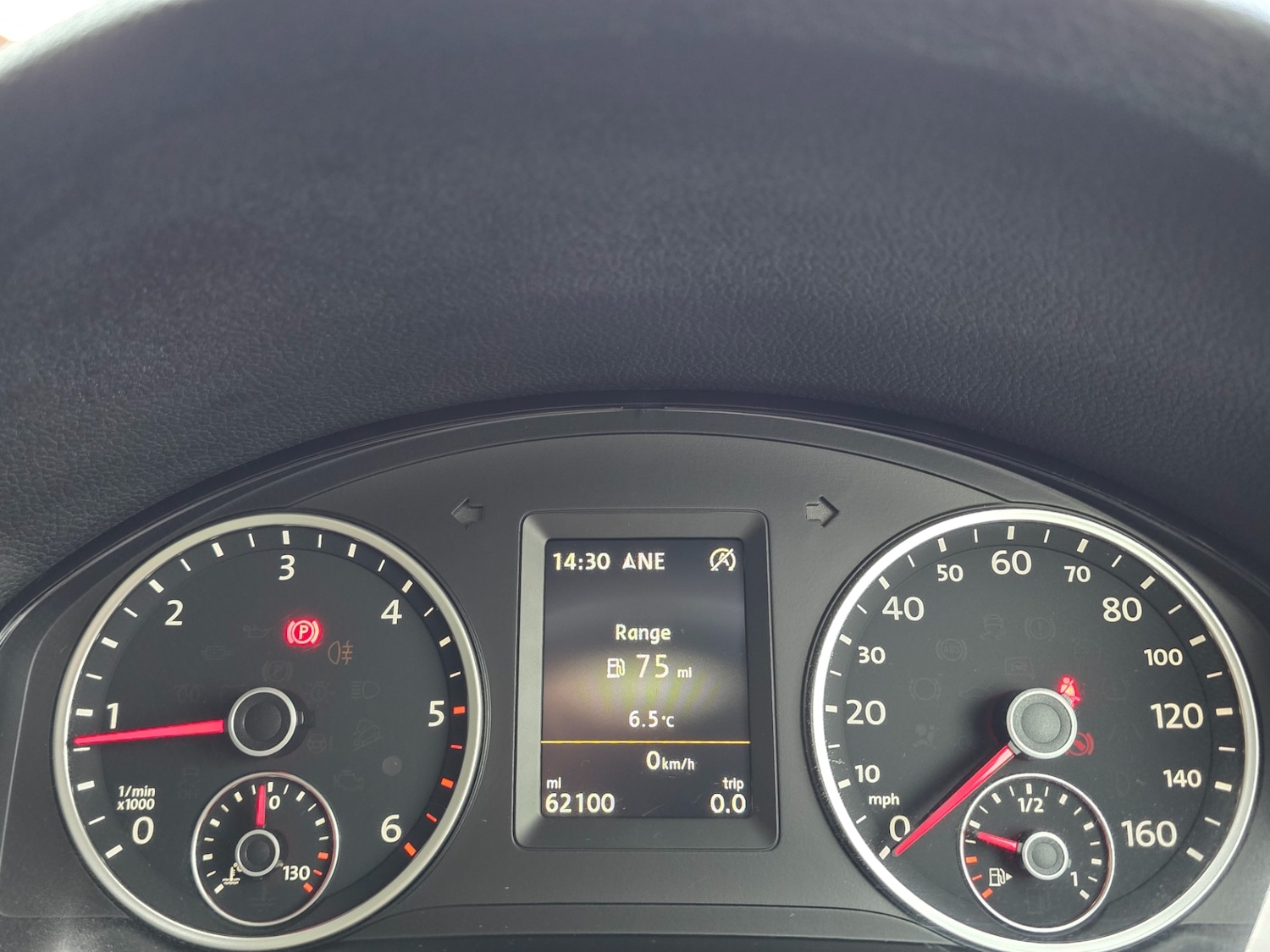 Used Volkswagen Tiguan 2014 for sale - 76859901: Photo 29