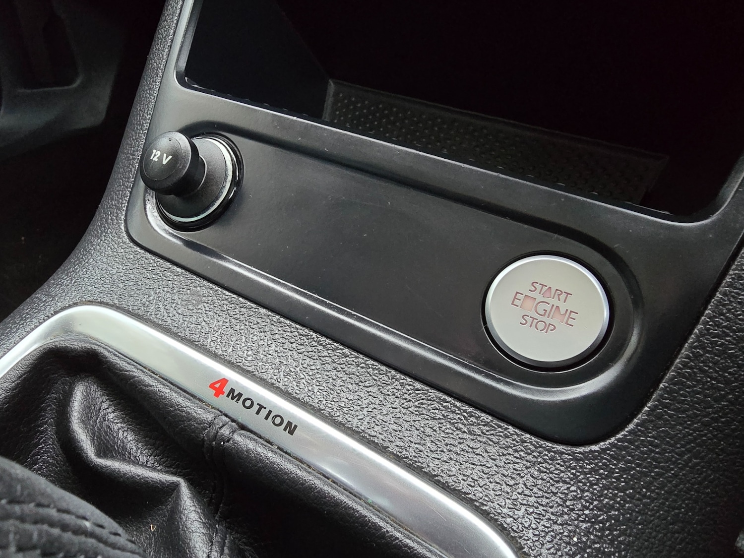 Used Volkswagen Tiguan 2014 for sale - 76859901: Photo 32