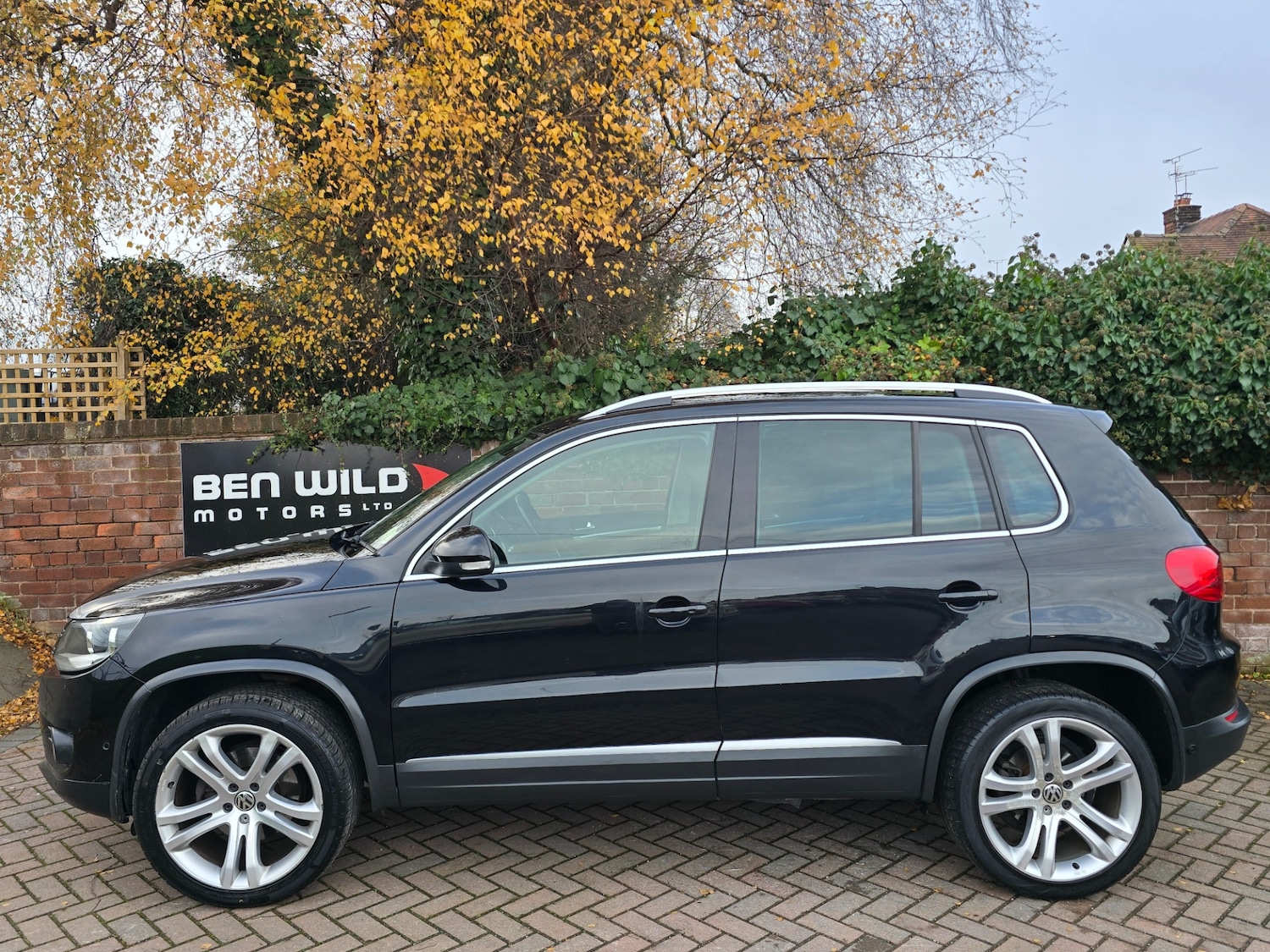Used Volkswagen Tiguan 2014 for sale - 76859901: Photo 4