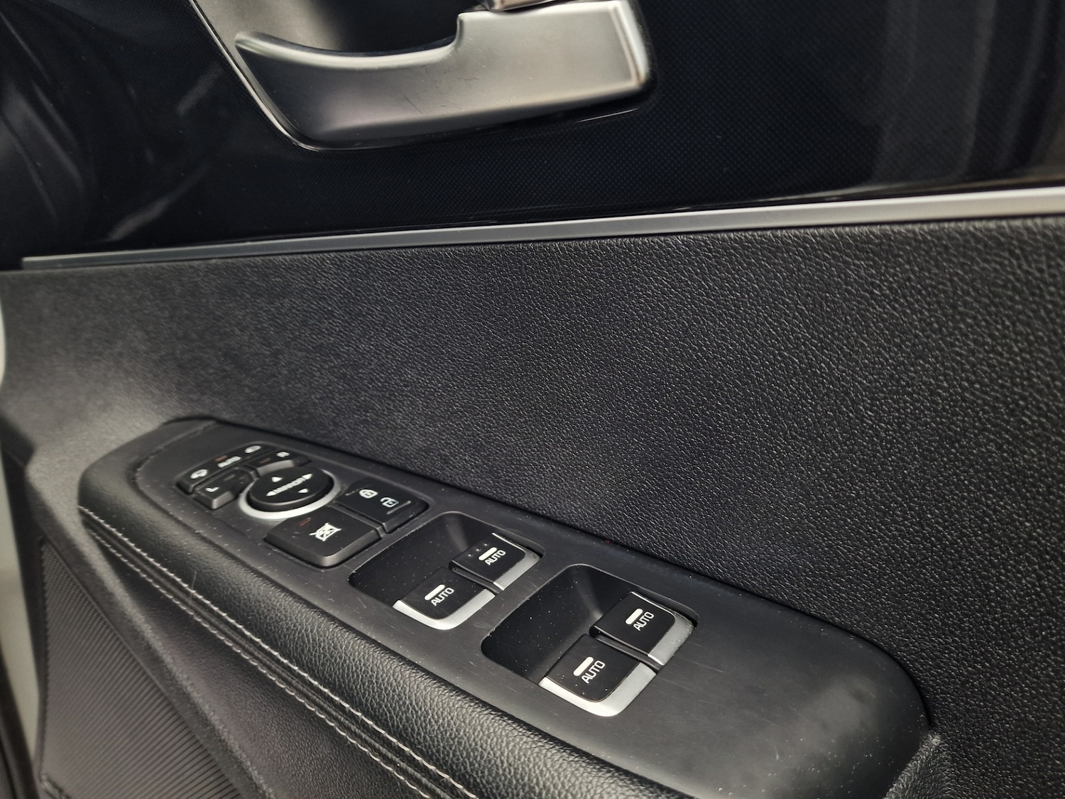 Used Kia Sorento 2015 for sale - 78162554: Photo 15