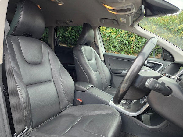 Used Volvo XC60 2015 for sale - 76319430: Photo 14