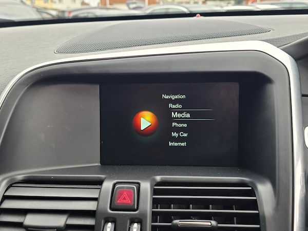 Used Volvo XC60 2015 for sale - 76319430: Photo 27
