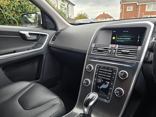 Used Volvo XC60 2015 for sale - 76319430: Photo 31