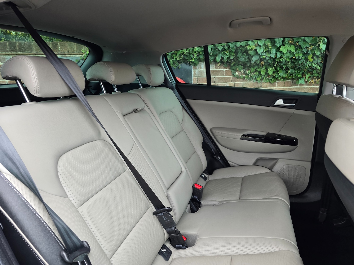 Used Kia Sportage 2020 for sale - 76330063: Photo 16