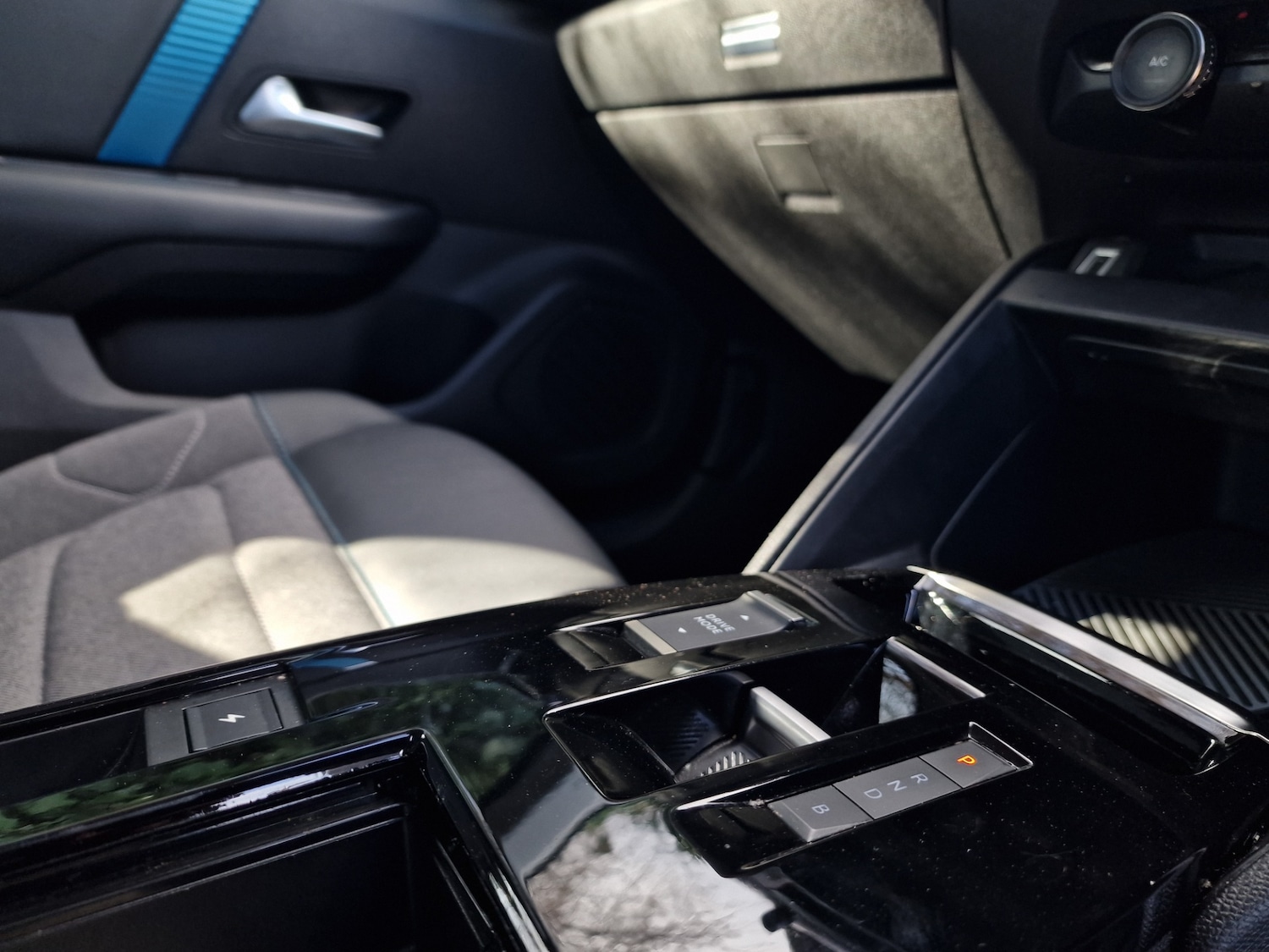 Used Citroen C4 2023 for sale - 77945515: Photo 12