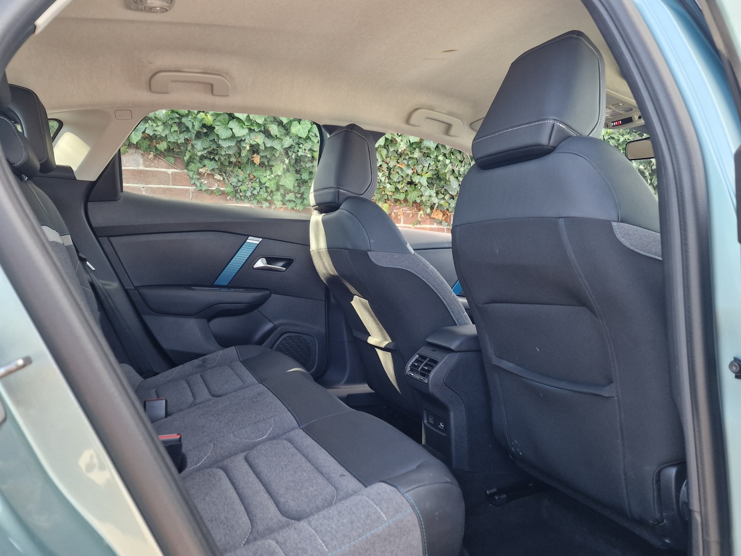 Used Citroen C4 2023 for sale - 77945515: Photo 16